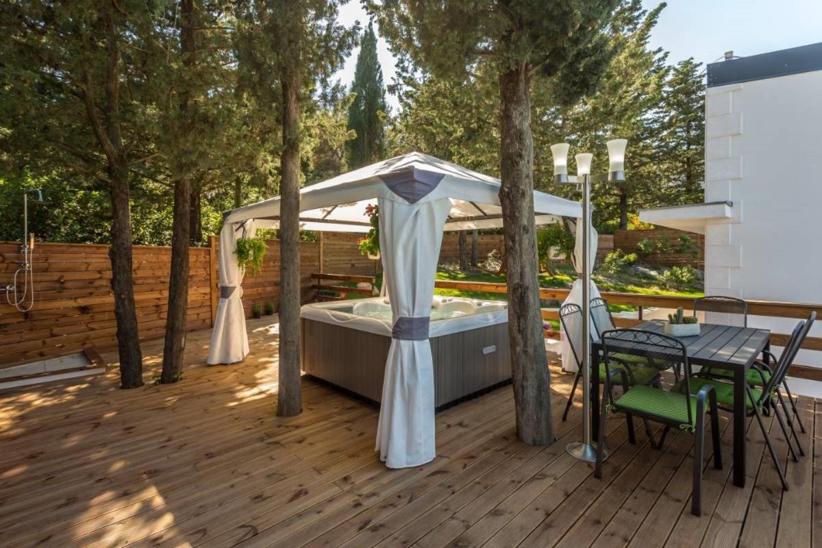 Villa Bila Vila Split - Where Life Meets Luxury & Nature Zewnętrze zdjęcie